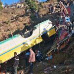 हरिपुरधार बस हादसा: गहरे शोक में देश, मृतकों के परिजनों को 2 लाख रुपए की सहायता